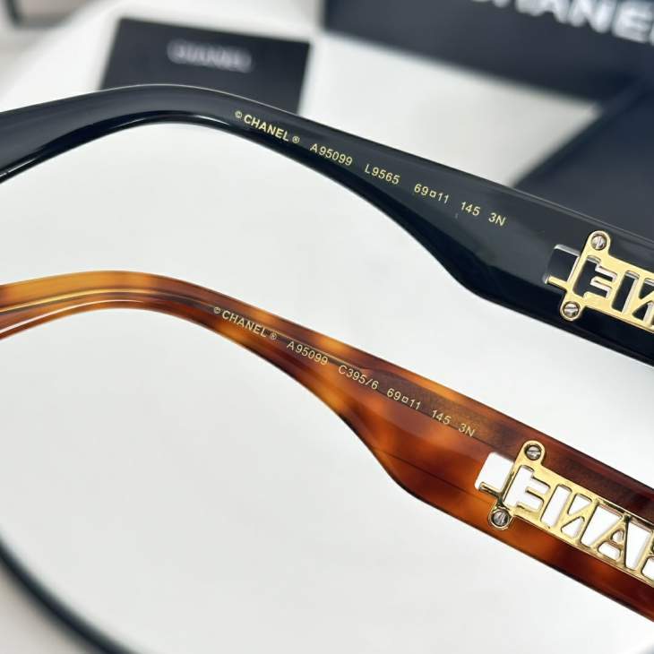 Picture of Chanel Sunglasses _SKUfw77817344fw